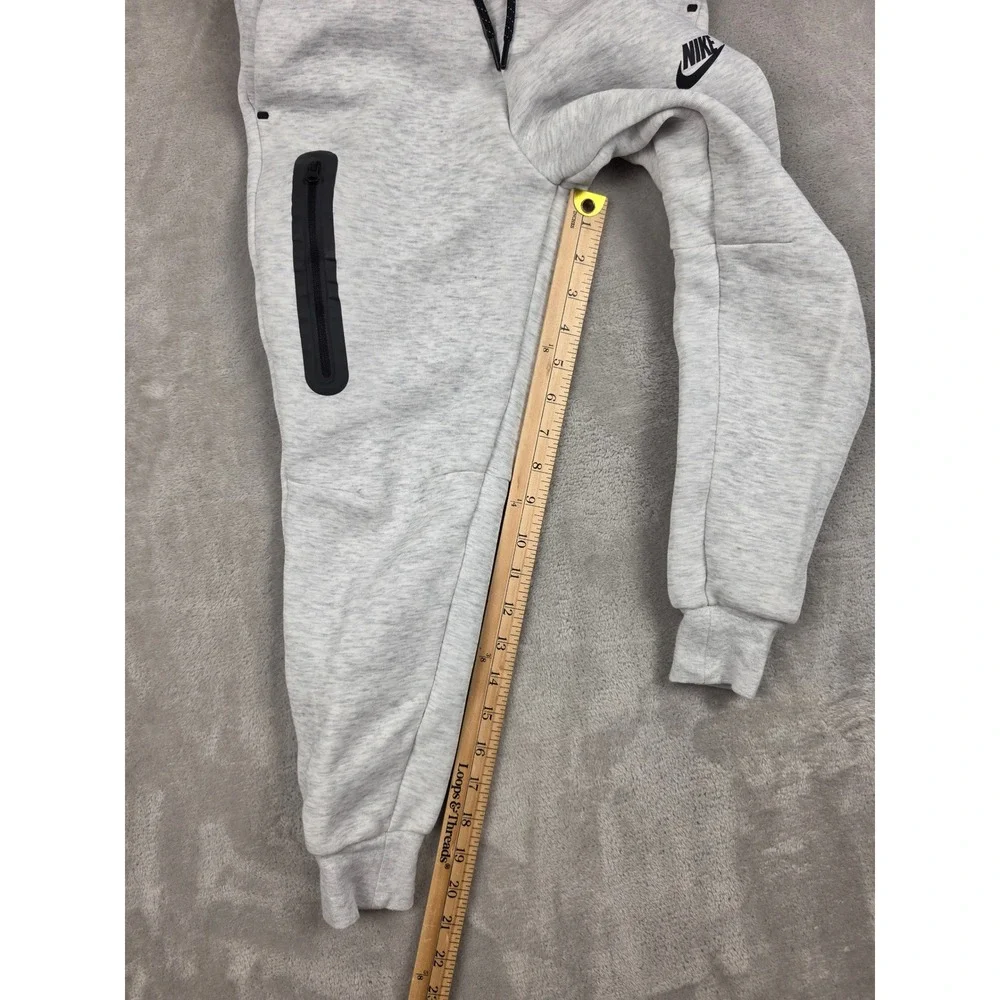 Nike Tech Fleece Joggers Kids Small Gray Heather Sweatpants HV8898-013